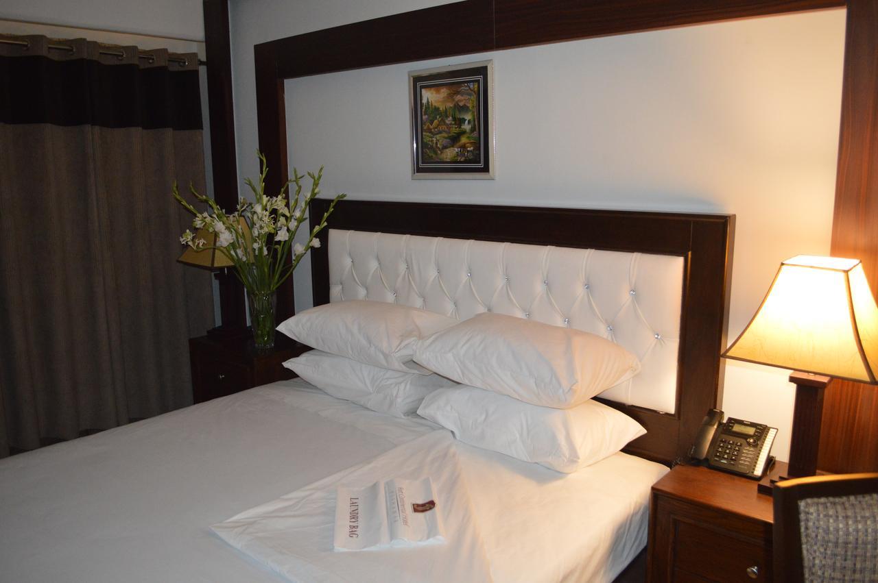 Fort Continental Hotel Πεσαβάρ Εξωτερικό φωτογραφία