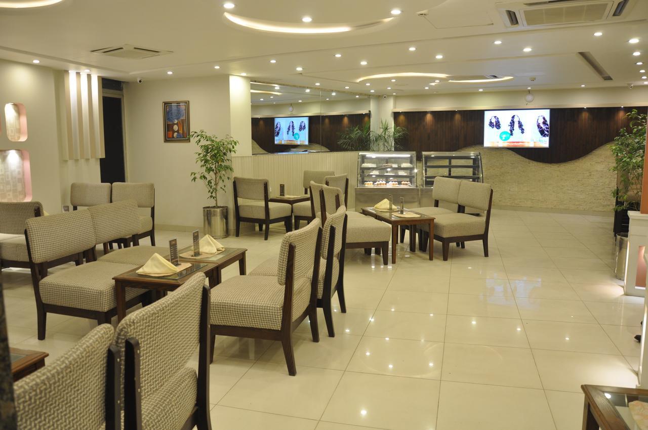 Fort Continental Hotel Πεσαβάρ Εξωτερικό φωτογραφία