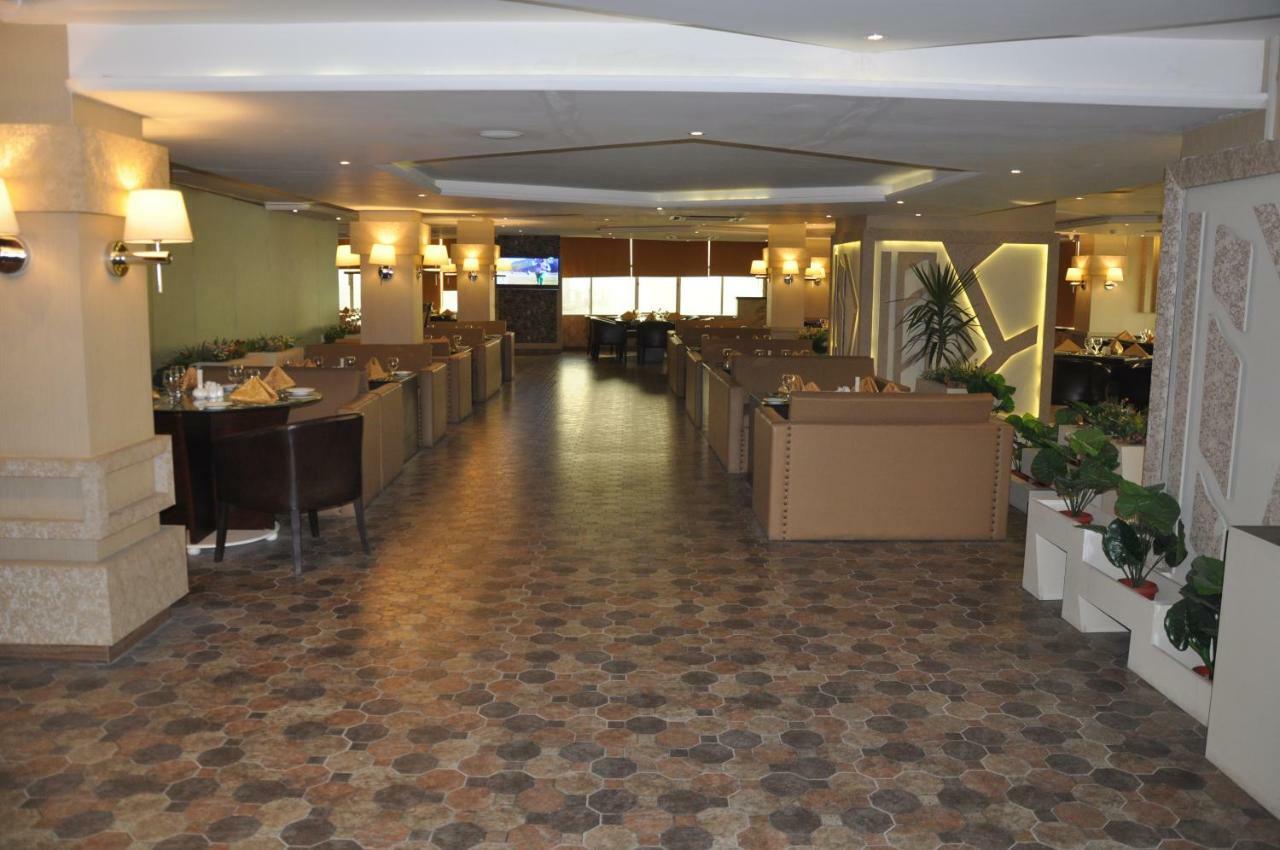 Fort Continental Hotel Πεσαβάρ Εξωτερικό φωτογραφία