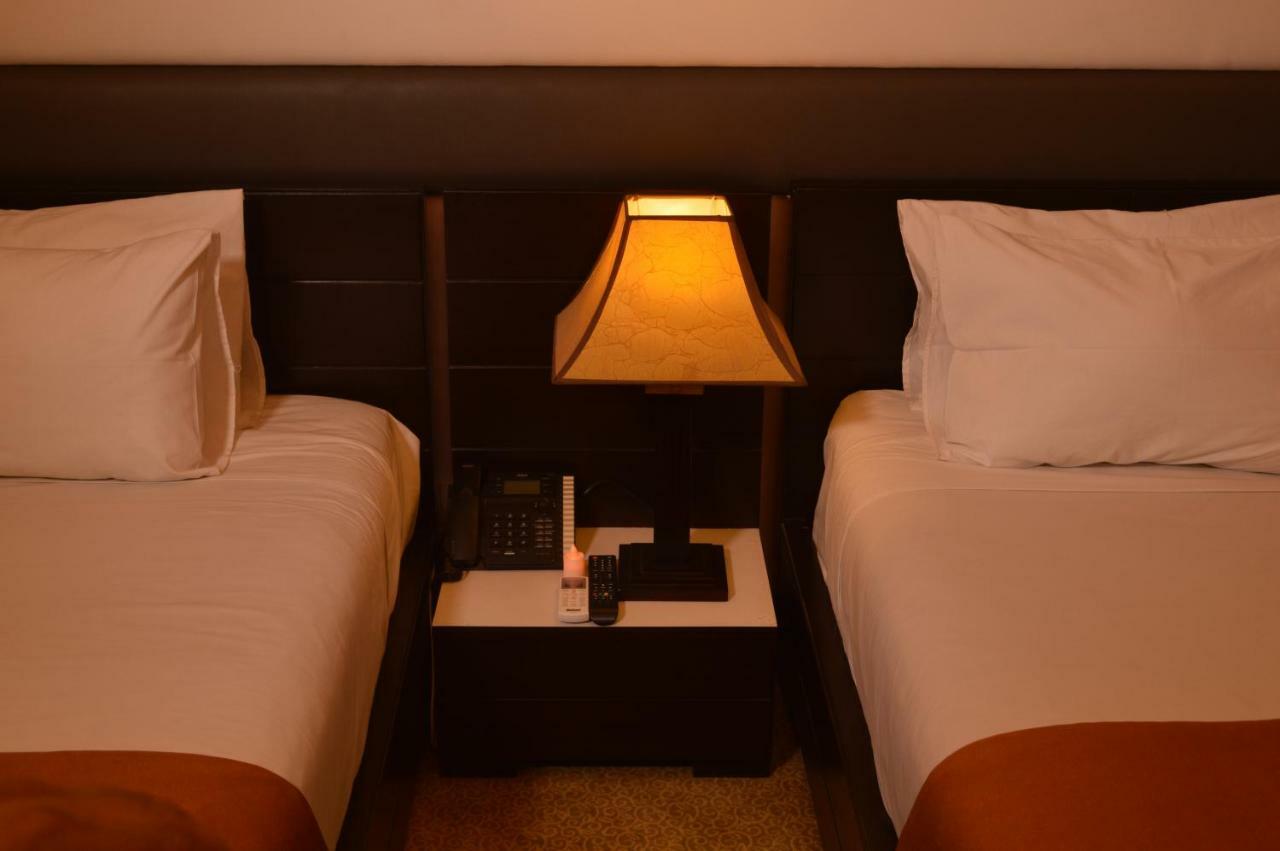 Fort Continental Hotel Πεσαβάρ Εξωτερικό φωτογραφία